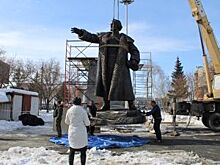 В Кургане установили памятник основателю города