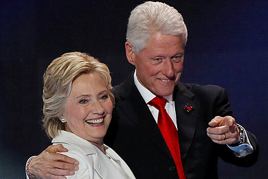 Билл и Хиллари Клинтон посетили ресторан Приянки Чопры в Нью-Йорке