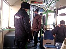 В Рязани на нарушителя масочного режима в транспорте оформили протокол