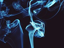 Риск стать заядлым курильщиком связали с возрастом