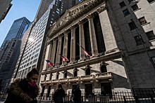 Экс-министр финансов США Саммерс считает рецессию в стране "почти неизбежной"