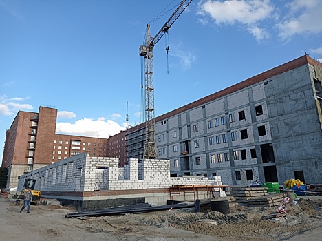 Роман Старовойт проверит ход строительства инфекционного госпиталя в Курске