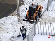 Новгородцев планируют подключить к очистке города от снега