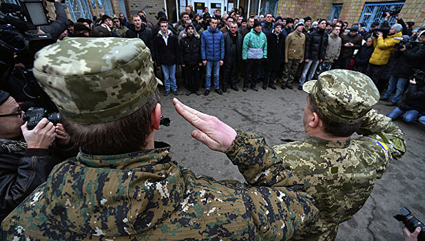 В Киеве надеются, что ситуация в Донбассе позволит не проводить мобилизацию