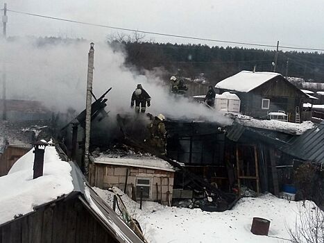 Спасение при пожаре в Ижевске, домогательства в Думе и шутки дипломатов: что произошло минувшей ночью