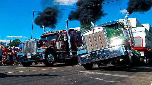 Битва титанов: как выглядит дрэг-рейсинг на фурах?