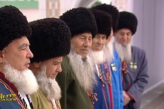Туркменские старики часами репетировали в честь визита президента