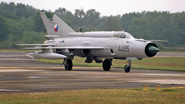 США озвучили преимущества советского МиГ-21 перед F-22 Raptor