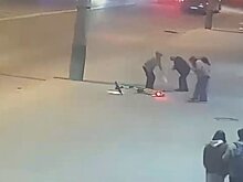 В Пензе самокатчица сбила пенсионеров и скрылась