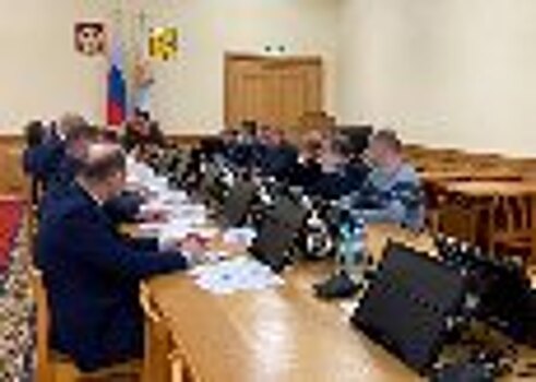 Перспективы  расширения исправительных центров обсудили в правительстве Кировской области