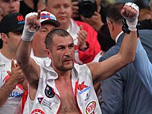 Сын Холифилда отправлен в нокаут в боксёрском вечере с главным боем Ковалёв — Пулев