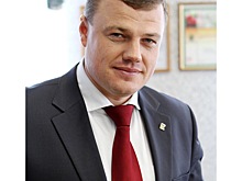 Губернатор Александр Никитин поздравил сотрудников налоговых органов с профессиональным праздником