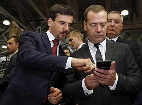 Платить или нет? Юрист оценила идею Медведева о «пиратстве на всё»