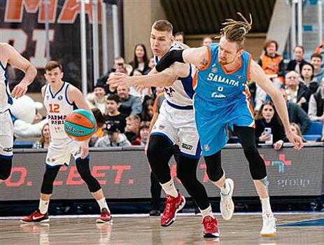 Баскетболисты "Самары" начали декабрь с победы над пермской "Пармой-Пари"