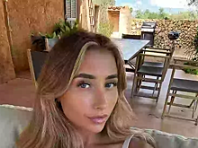 UT: родители OnlyFans-модели потеряли друзей из работы дочери в секс-индустрии