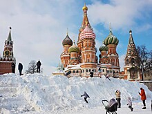 Определены популярные регионы России для зимних поездок с детьми