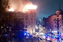 В Санкт-Петербурге загорелась мансарда жилого дома