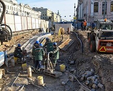 Капремонт Зеленого моста через Мойку завершится вдвое быстрее