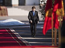 Премьер Исаков накажет своего водителя за нарушение ПДД