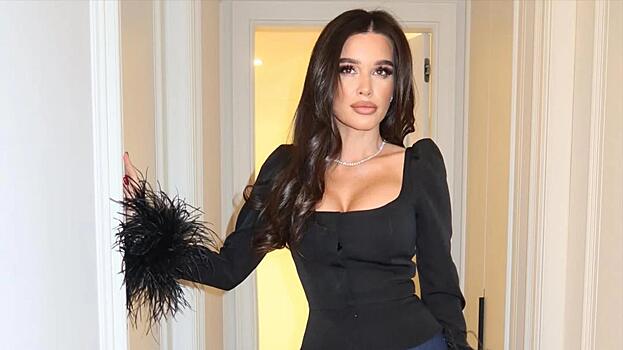 Ксения Бородина показала свои архивные селфи: «Помните меня такой?»