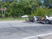 В Приморском крае в ДТП с легковушкой и автобусом погиб человек