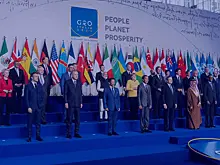 Названа причина присутствия лишь пяти лидеров G20 на послеобеденном фото