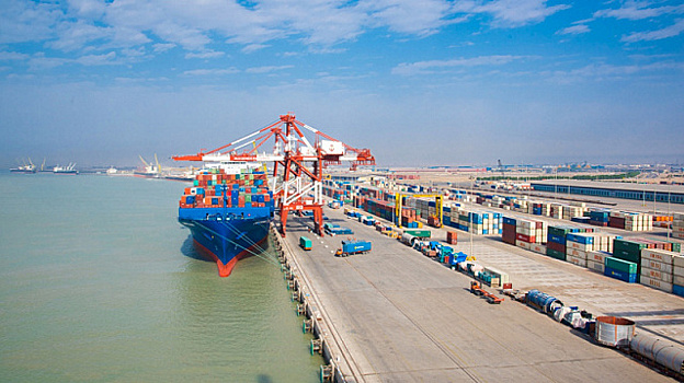 Индия вошла в топ-4 поставщиков нефтяной продукции в Иран