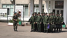 Более сотни подмосковных призывников торжественно проводили на службу в Балашихе