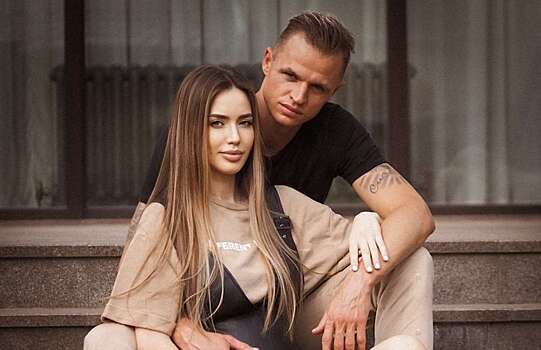 Тарасов трогательно поздравил Костенко с днем рождения