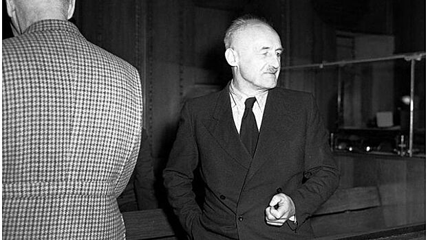 "Штурмовик" с хлыстом