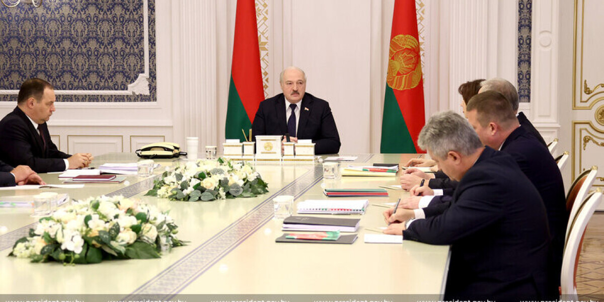 Лукашенко: Мы должны создать стабильность для наших детей