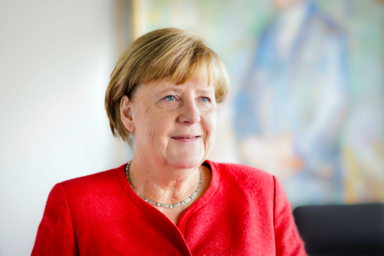 Немцы высказались против возвращения Меркель к власти