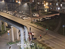 Парень и девушка на мотоцикле серьезно пострадали при наезде на машину в Кемерове