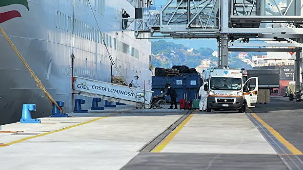 Италия закрыла порты для мигрантов из-за коронавируса