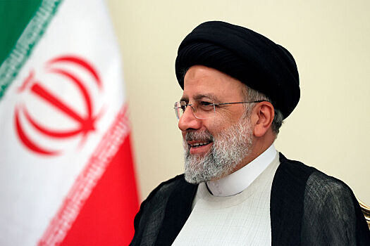 Президент Ирана пригрозил "отрубить любую руку, которая поднимется на Тегеран"