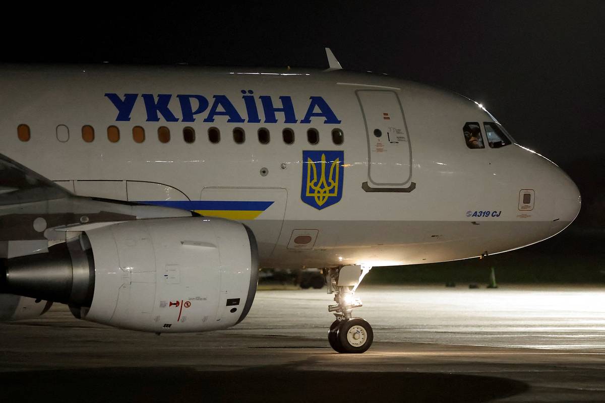 Зеленский прибыл в столицу страны ЕАЭС