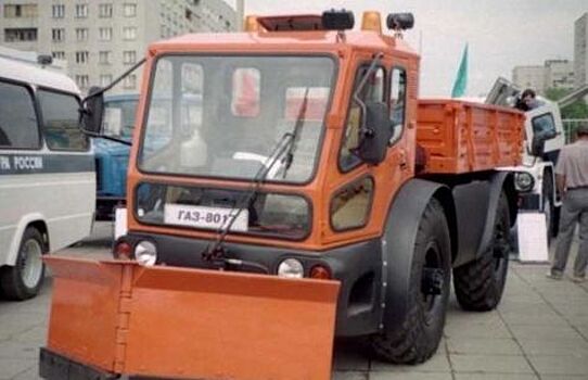 Советский Unimog, ГАЗ 8017