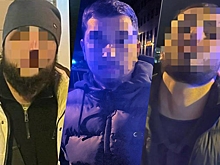 В центре Петербурга бородатые мужчины на иномарке похитили человека