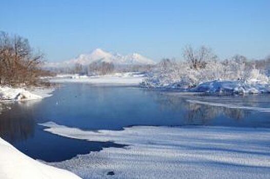Кузбасские реки начали затягиваться льдом