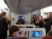 Симфонический оркестр исполнил фрагменты "Щелкунчика" на рейсе "Аэрофлота"