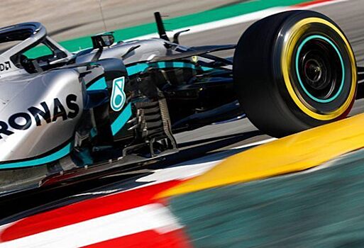 Mercedes быстрее и умнее всех. Итоги первых тестов Формулы 1
