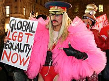 Они воюют с геями и либералами по всему миру: репортаж «Ленты.ру» из пасти безумия