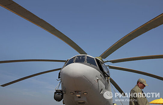 Defense News (США): Россия продолжает показывать свою военную мощь, демонстрируя летные испытания своего нового тяжелого вертолета Ми-26