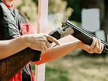 За неправильную перевозку в авто охотничьего ружья грозит штраф — объясняем