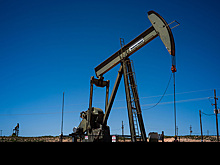 Нефть подорожала на ожиданиях возобновления переговоров ОПЕК+ в Вене
