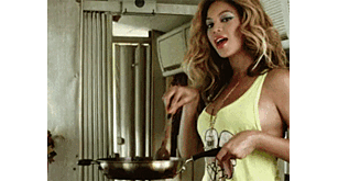 Блины с икрой, вечеринка Reebok и «Пазманский дьявол»: как провести выходные 4 - 5 февраля