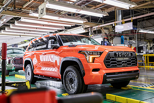 Toyota поставила на конвейер Sequoia нового поколения