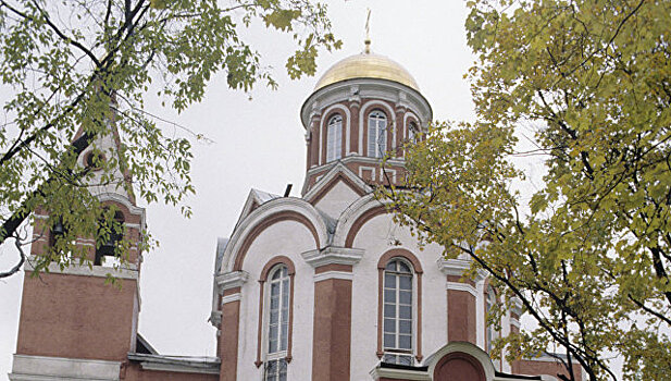 Храм Благовещения в Петровском парке на севере Москвы передан РПЦ