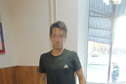 В Тюмени подросток переплыл реку, убегая от ГИБДД