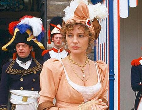 Как история связала актрису, сыгравшую жену Наполеона, с Джоли